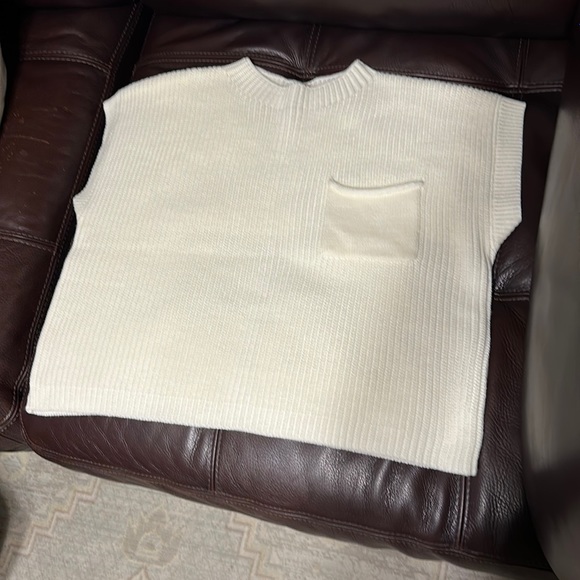 NWOT Ugerlov Knit PULLOVER SWEATER TOP SIZE M CREAMY WHITE COLOR - Picture 3 of 10